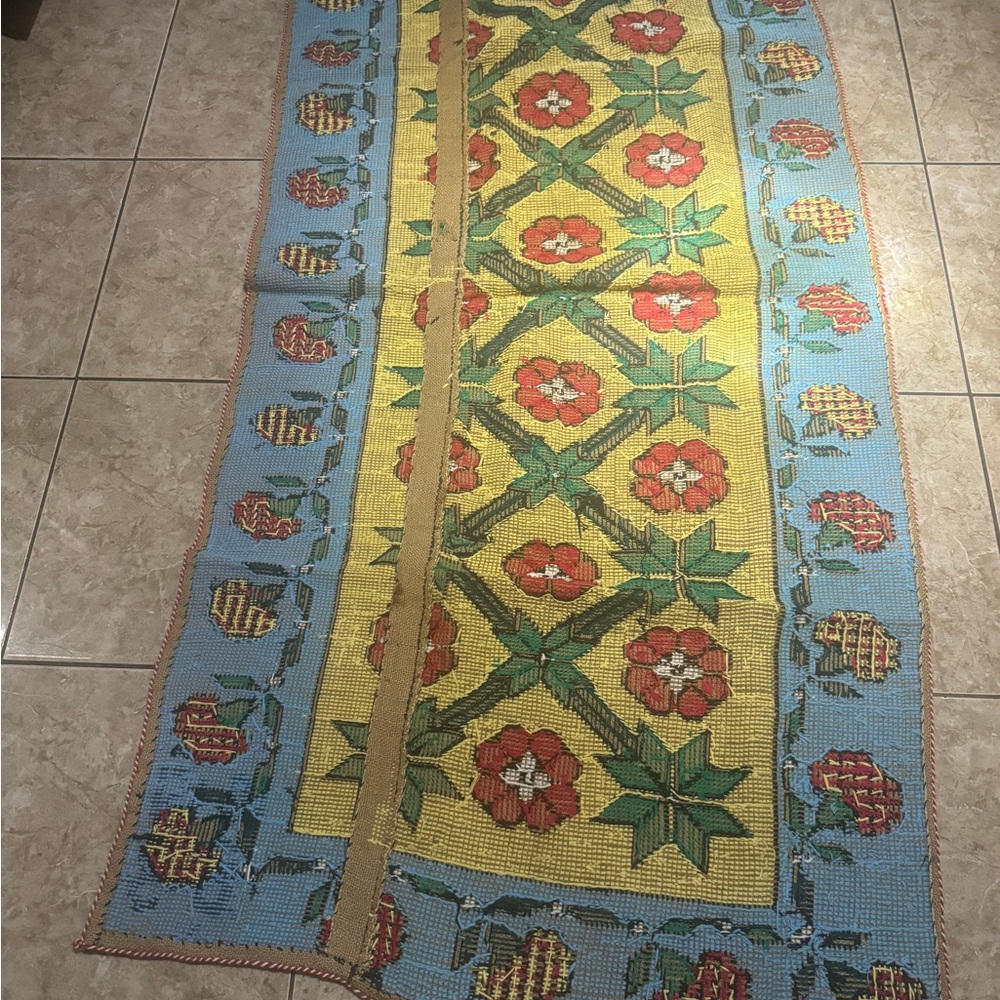 Vintage Romanian Punched Needle Rug – Handmade Circa 1970s - Picture 2 of 5